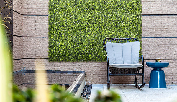 Maximizing Privacy with Artificial Boxwood Hedges