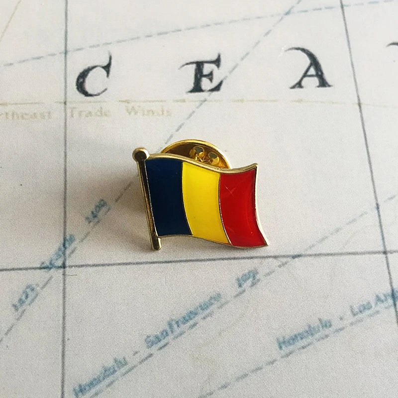 ROMANIA National Flag Embroidery Patches Badge Shield And Square Shape Pin One Set On The Cloth Armband   Backpack  Decoration