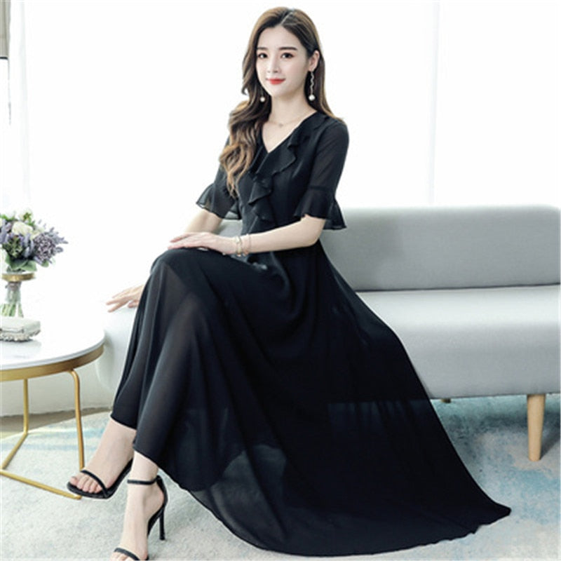 Chiffon dress 2020 Korean summer new fashion V-neck flared sleeves Slim was thin temperament big swing dress