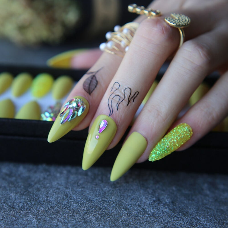 Lemon Long Stiletto crystal Fake nails Matte yellow glitter false nails press on nails custom box 24pcs wedding nails queens