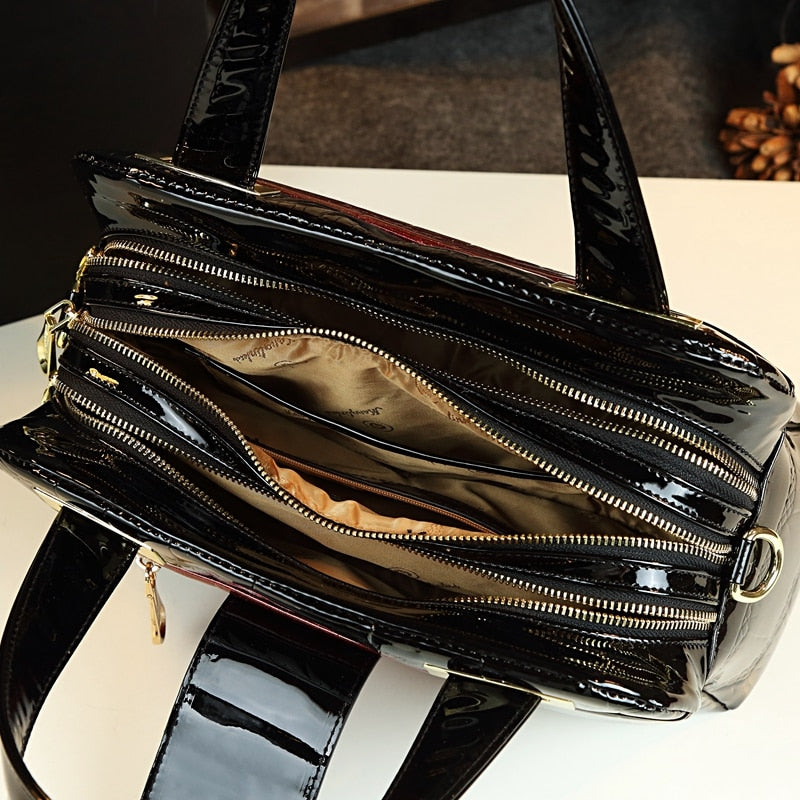 Mother Bag New Fashion Women Handbag Shoulder Messenger Middle-aged Leather Female Bag Crocodile Pattern Portable Boston Bags