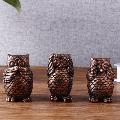 ERMAKOVA Modern Simple Resin Owl Statue Adornment Home Decoration Artistic Craft Figurine Gift for Living Room Bedroom