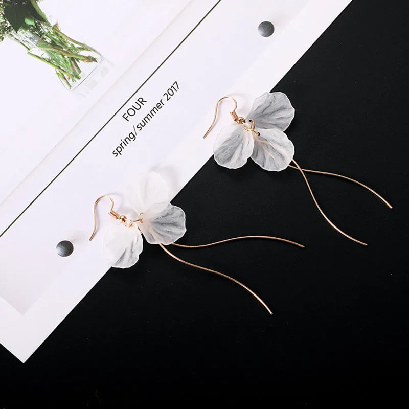 JIOFREE 2018 New Korean white Acrylic petal Long Clip on Earrings For Women Accessories Earings Fashion Jewelry