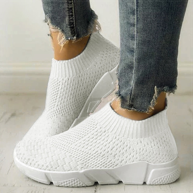 Women Shoes Slip On White Sneakers For Women Vulcanize Shoes Basket Femme Super Light Women Casual Shoes Chunky Sneakers