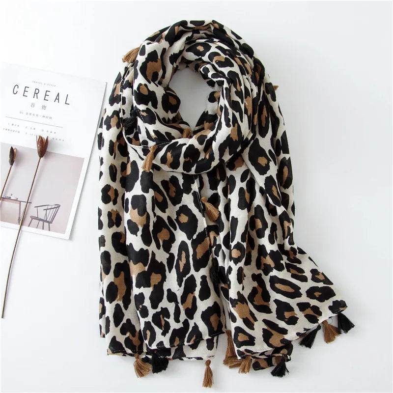 2022 Autumn Winter Leopard Dot Tassel Viscose Shawl Scarf Women Print Neckerchief Snood Luxury Brand Foulards Muslim Hijab Sjaal