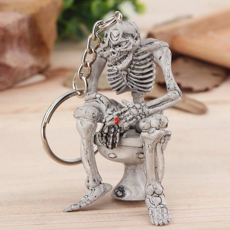 Creative Vintage Skull Toilet Keyring Keychain Men Creative Rubber Key Fob Auto Car Key Chain Halloween Gift Car Accessories