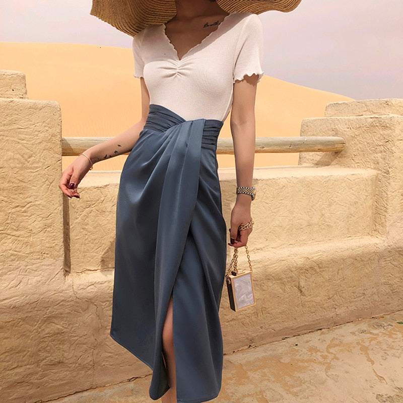 TWOTWINSTYLE Vintage Irregular Side Split Skirt Women High Waist Asymmetrical Ruched Skirts For Female Fashion 2022 Clothing New