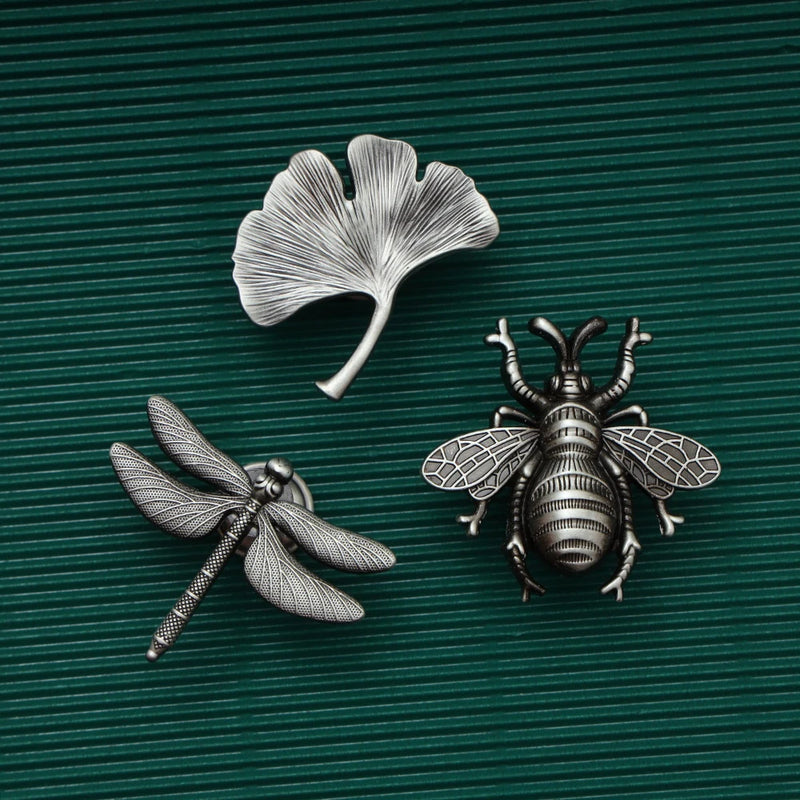 Retro Furniture Handle  Antique Gold Silver Handles for Cabinets and Drawers Zinc Alloy Drawer Pulls Bee Leaf Wardrobe Pulls