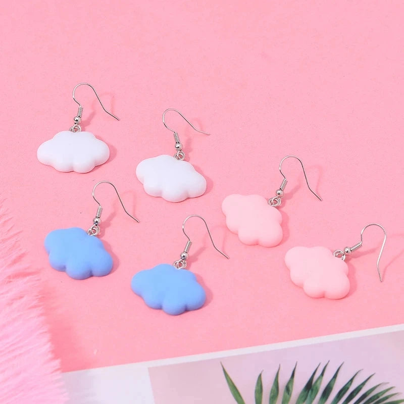 New Fashion Cute White Cloud Stud Earrings Delicate Mushroom Clouds for Women Girls Ear Jewelry Wholesale Gifts Bear