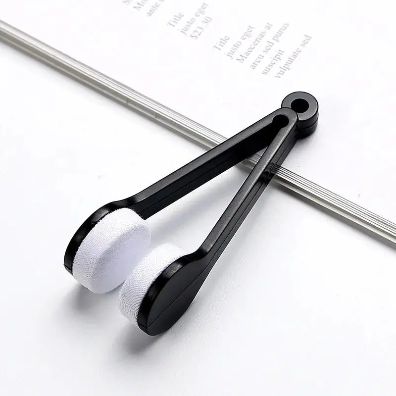 New Creative Two-side Glasses Brush Soft Microfiber Spectacles Cleaner Glasses Cleaner Rub Eyeglass Cleaning Brush Wiping Tool