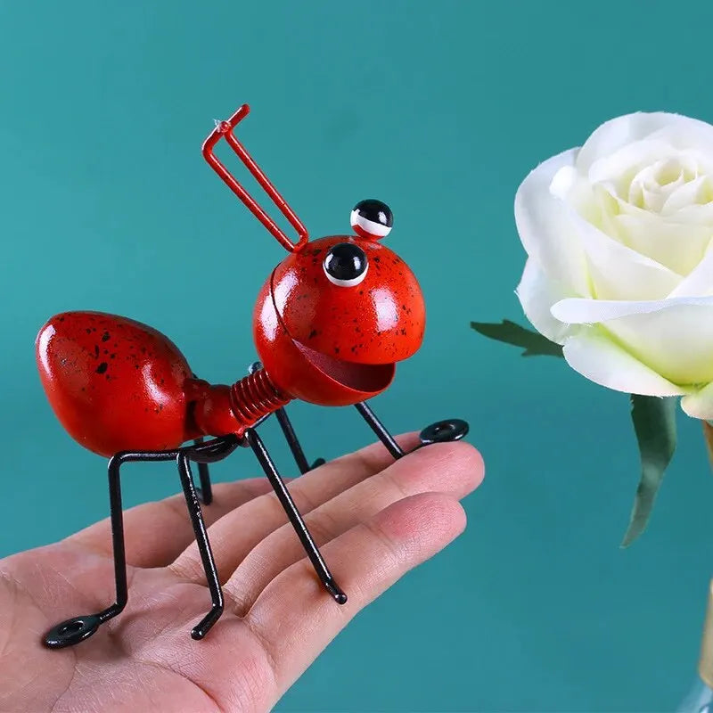 Metal Ants Garden Decoration, Fence Lawn Bedroom Living Room Hanging Wall Decoration, 3D Sculpture Ants Art Decoration Ornament