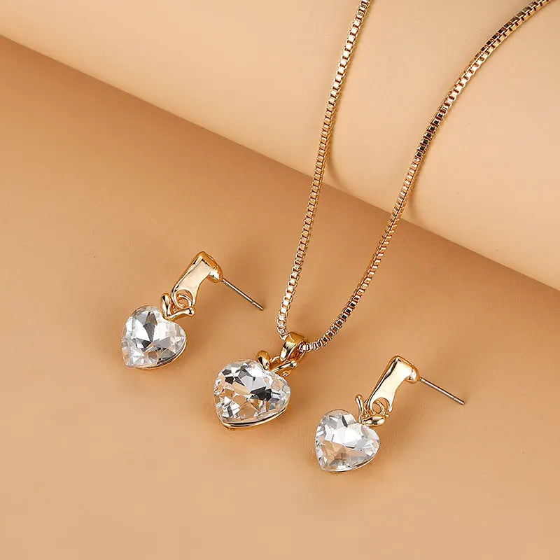 Simple Love Crystal Earrings Necklace Jewelry Set Creative Apple Imitation Crystal Pendant Earrings Accessories Gift Christmas