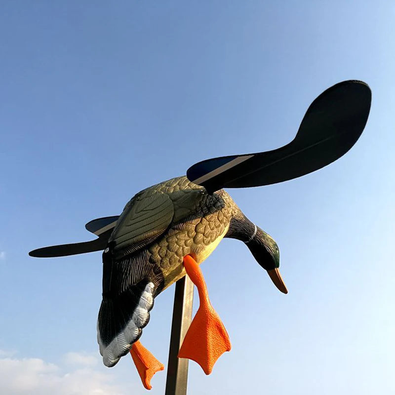 High simulation realistic remote control electric green headed wild duck flying duck, rotating wing male duck, female duck, hunting bait fake duck trap prop statue garden lawn decoration with support rod