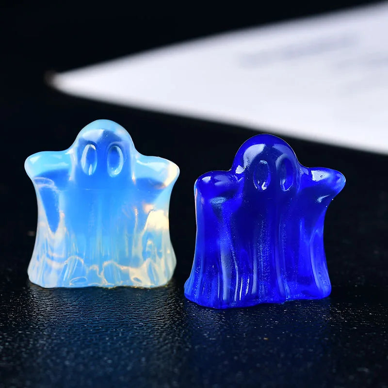 1pc Crystal carved ghosts, Halloween decorations, Halloween meditation stone gifts suitable for home decor.