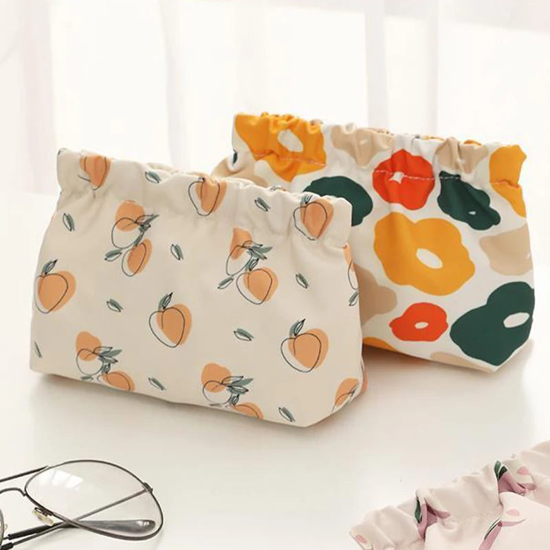 Mini Cosmetics Bag Printed Makeup Pouch Women Sanitary Napkin Storage Case Portable Coin Purse Sundries Bag Credit Card Holder