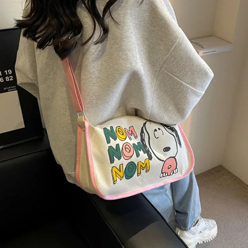 Canvas Bag Women High Capacity Bag Fashion Cartoon Snoopy Handbag Versatile One Shoulder Tote Bag Christmas Present for Girls