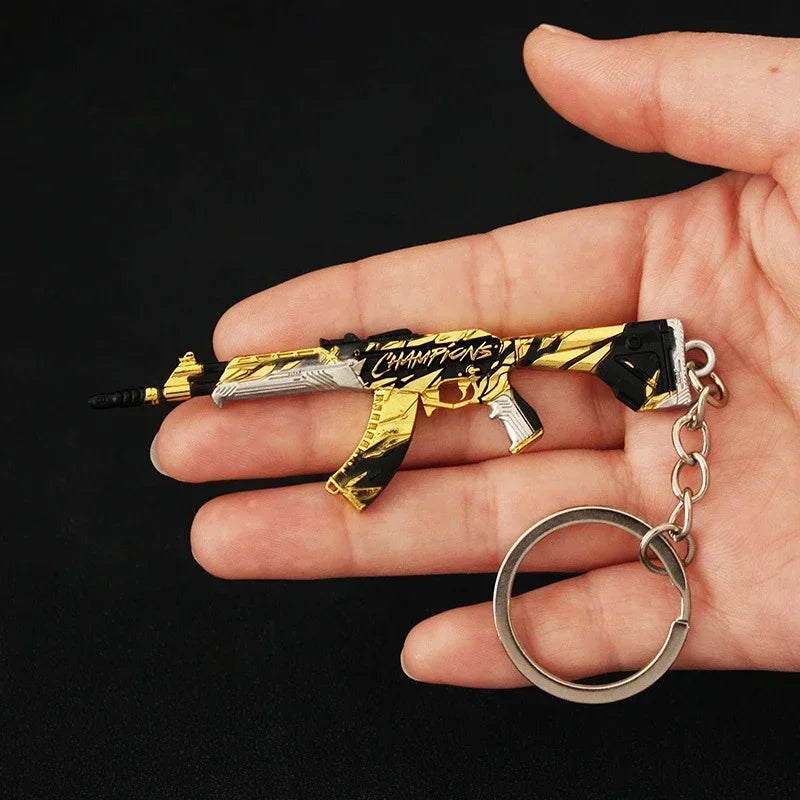 Valorant Weapon Keychain Reaver Karambit Vandal Prime Champions Skins Samurai Sword Pocketknife Weapon Model Gifts Toys for Boys