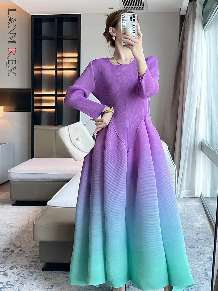 LANMREM Maxi Pleated Dress Gradient Full Sleeves Fold Elegant Dresses For Women 2024 New Summer Luxury Party Clothes 2YA2705