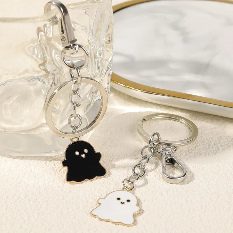 1/2pcs Kawaii Ghost Keychain Black White Cute Ghost Couple Key Chains Trendy Car Key Ring Bag Accessories Gift Halloween Party