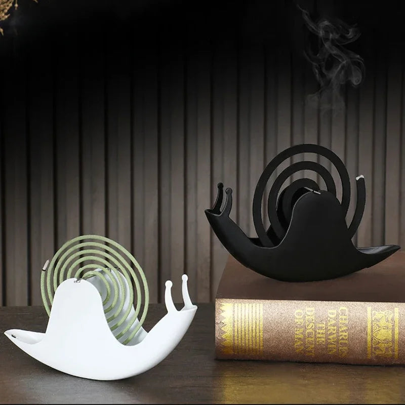 Cute Snail Shape Mosquito Coil Incense Holder Shelf Retro Unique Wrought Iron Metal Stand Ornament for Home Bedroom Decoration