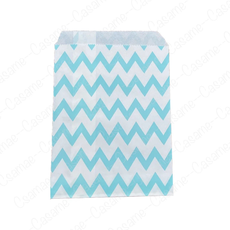 50 pcs 5x7 inch Paper Bag Four Leaf Clover Polka Dot Wavy Kraft Paper Bag Mixed Cookies Candy Gift Wrapping Bag For Christmas