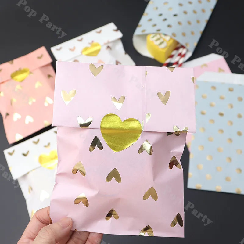 12pcs Paper Sweet Favour Bags White Violet Kraft Foil Heart Gift Bag Birthday Wedding Candy Bag Cookie Bags Gold Emboss Sticker