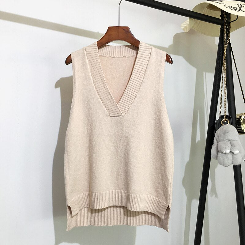 V-neck knitted vest women&