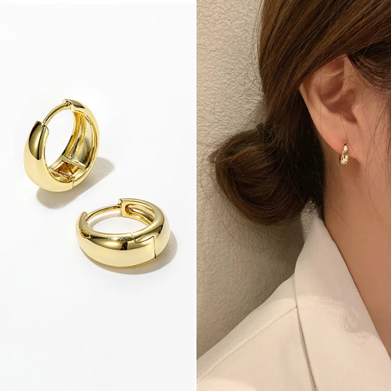 Mini Loop Earrings for Women Gold Color Metal Hoop Earrings Open Cuff Design Simple Punk Personality Small Loops boucle d’oreill
