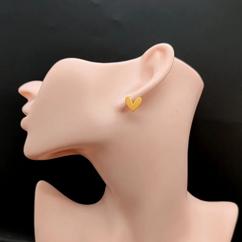 Trend Asymmetric Hollow Heart Earrings for Women Beautiful Girl Cute Party Jewelry Korean Yellow Blue Sweet Stud Earrings B-47