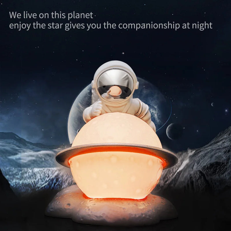 Astronaut Figurine Resin Spaceman Sculpture Modern Home Decor Led Spaceman Creative Night Light Decoration Birthday Gift