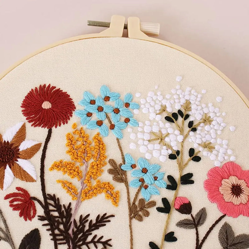 Picoey Flower Embroidery Kit for Beginners with Pattern and Instructions,1 Pack Cross Stitch Kits, Embroidery Hoops