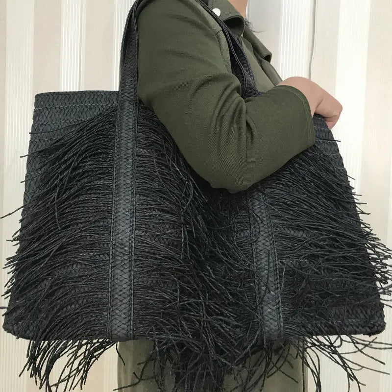 Private Customized Tassel Grass Woven Bag For Women's Large Capacity Handmade Woven Handbag Pastoral Beach Vacation Shoulder Bag