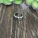 Ear Cuffs Skull Heads Ear Clip Fashionable Ear Jewelry Gothic Style Cuff Earrings Alloy Material Perfect for Party Daily