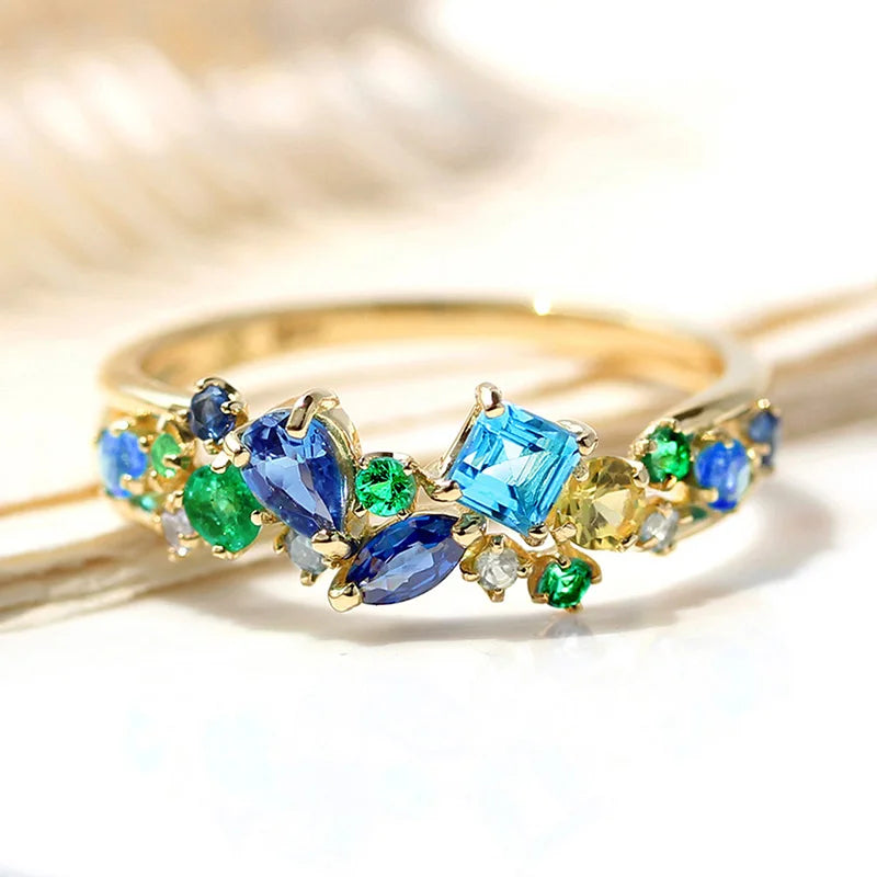 Huitan Modern Trendy Female Rings with Blue/Green Cubic Zirconia Luxury Accessories Daily Wear Party Fashion Jewelry for Women