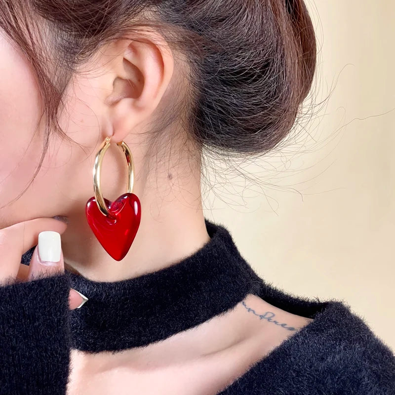 XIALUOKE Vintage Hyperbole Red Heart-shaped Drop Earrings For Women Personality Golden Hoop Earrings Jewelry Accessories