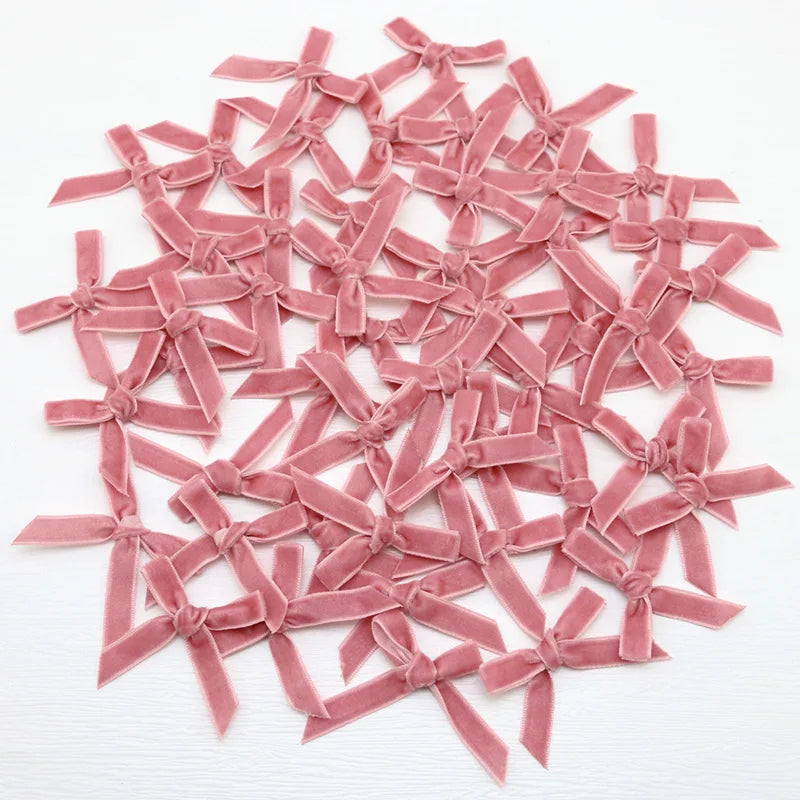 (50 Pcs/pack)5x5cm Velvet Bow Flesh Pink Ribbon Bows Small Size Polyester Satin Ribbon Bow Flower Craft Decoration DIY