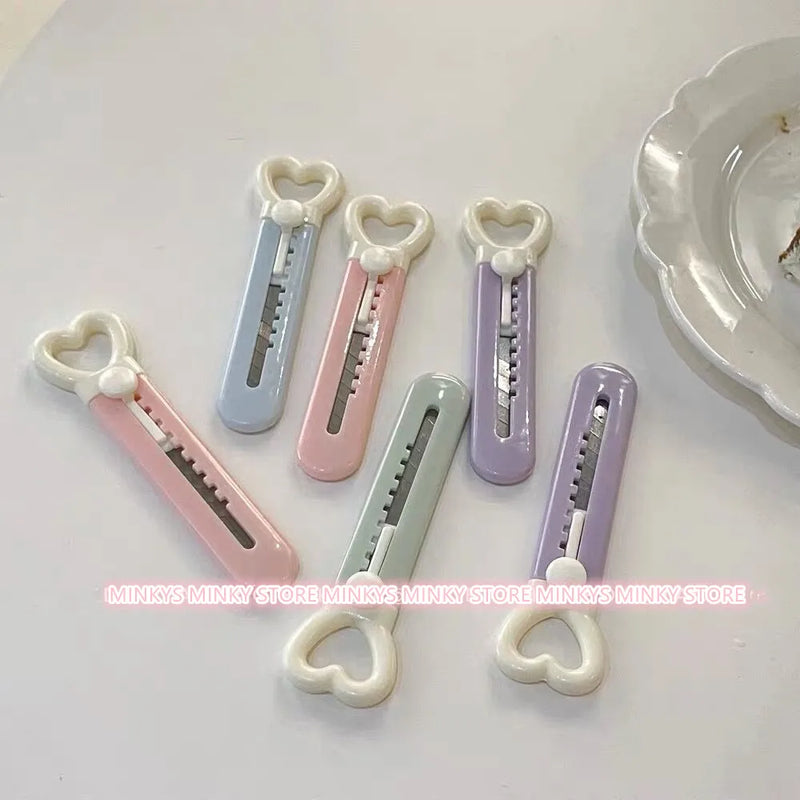 MINKYS Kawaii Mini Pocket Love Heart Art Utility Knife Express Box Knife Paper Cutter Craft Wrapping Tools Stationery