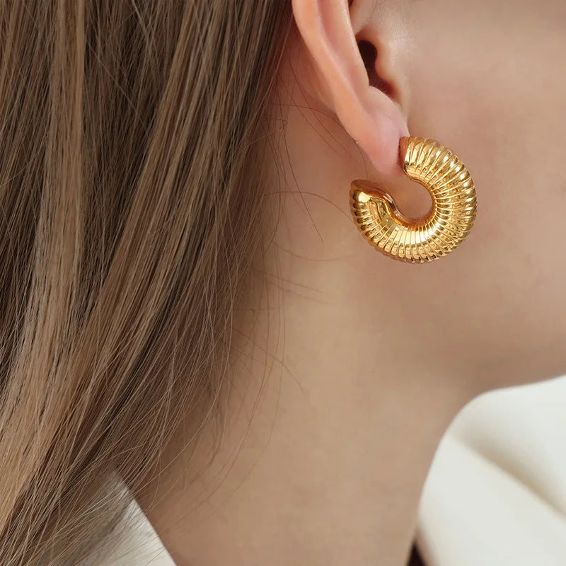 25mm Trendy Round Chunky Texture Bold Clip on Hoop Earrings Wide Metal Gold Without Piercing for Women Jewelry Wholesale 2023