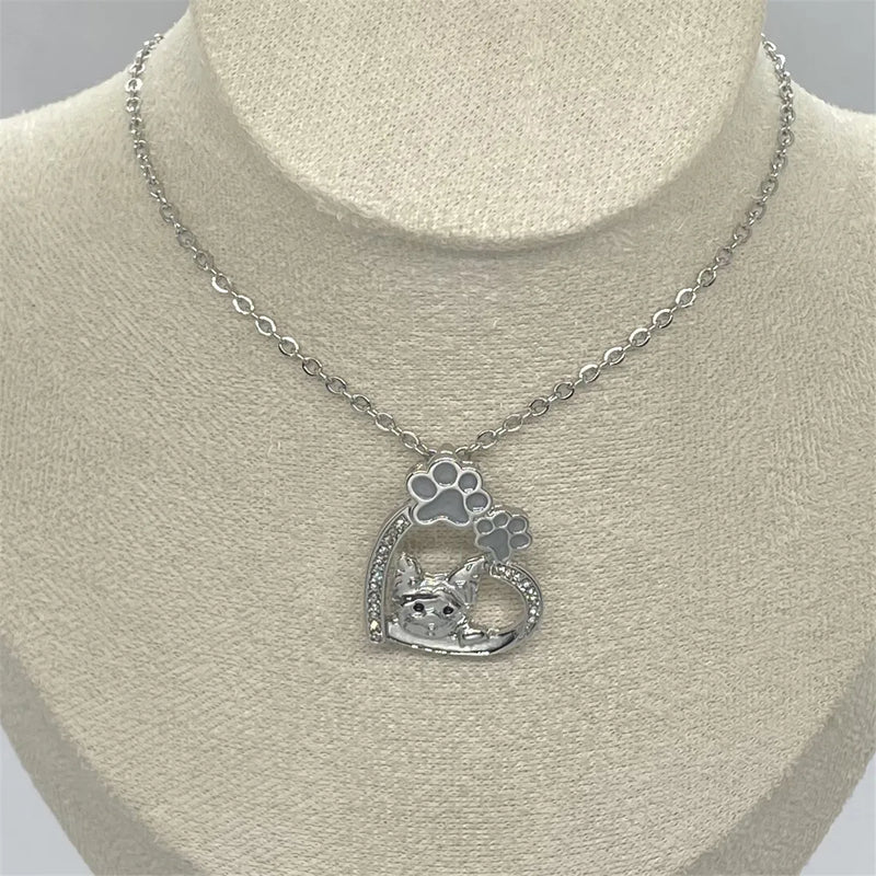 Creative Cute Dog Paw Heart Shaped Yorkshire Pendant Necklace for Women Fashion Animal Pet Jewelry Accessories Dog Lovers Gift