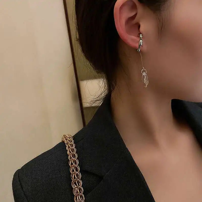 Sliver Color Metal Geometric Ear Bone Clip Earring No Piercing Acrylic Tassel Pendant for Women personality Girls Party Jewelry