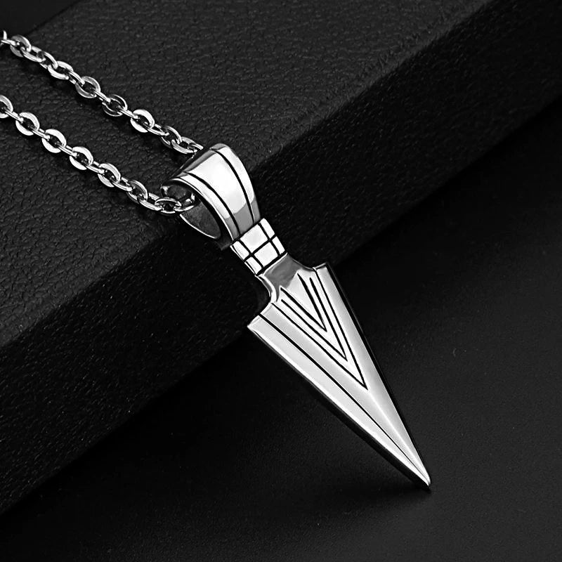 Hip Hop Fashion Rock Necklace Personalized Triangle Spearhead Men's Necklace Stainless Steel Metal Arrow Pendant Jewelry Chain