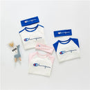 Sport leerer Babyspielanzug