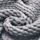 Graue klobige Gewichtsdecke