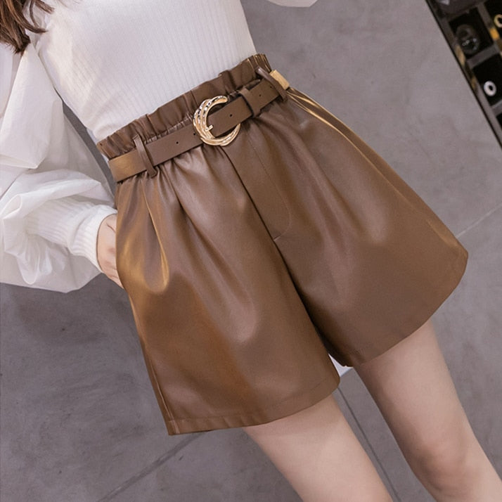 Seoulish 2022 Neue Herbst Winter Schwarz PU Kunstleder Damen Shorts Schärpen Hohe Taille Breites Bein Shorts Elegante Damenhose