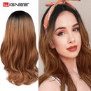 Wignee Synthetische Perücke mit rosa Haaren, lange gewellte Perücken, hitzebeständig, für Frauen, Alltag/Party, natürliche schwarze bis braune/lila/aschblonde Perücke