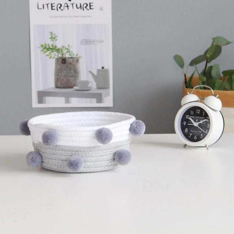 INS Pompom Baumwollseil-Aufbewahrungskörbe, handgefertigt, gewebt, schmutzige Kleidung, Wäschekorb, Kinderspielzeug, Schreibtisch-Sundries-Organizer
