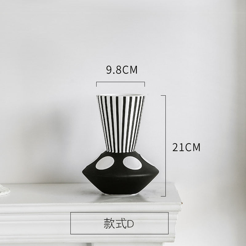 Nordische kreative Schwarz-Weiß-Keramikvase im abstrakten Stil Blumenarrangement Blume Retro Classic Home Craft Ornament