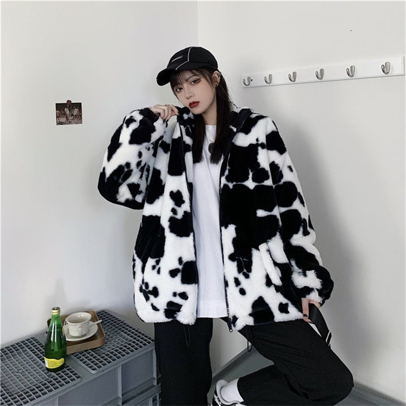 Koreanische Winter Neue Mode Mantel Harajuku Kühe Drucken Lose Volle Hülse Lederjacke Vintage Flanell Halten Warme Baumwolle Kleidung