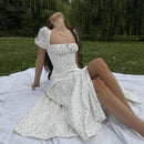 Nibber Y2k Romance francés Retro vestidos de corte bajo Mujeres Estampado floral con cordones Manga abullonada Abertura lateral Midi Vestido Vacaciones Ropa de playa