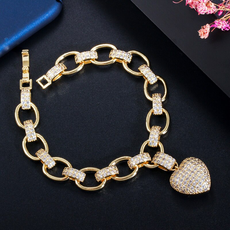 CWWZircons Love Heart Charm CZ Cubic Zirconia Gold Plated Cuban Link Chain Bracelets for Women Femme Fashion Jewelry Gift CB200